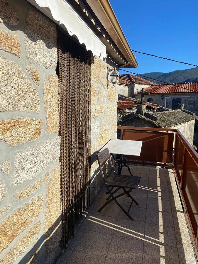 Location de vacances pour 3 personnes, avec terrasse et vue, animaux acceptés dans Soajo - 4
