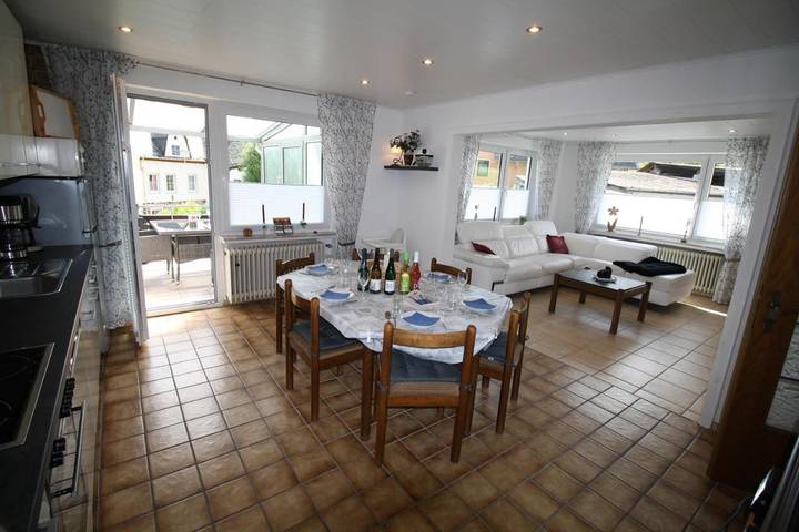 Ferienwohnung für 6 Personen, mit Garten und Seeblick sowie Ausblick in Bremm - 4