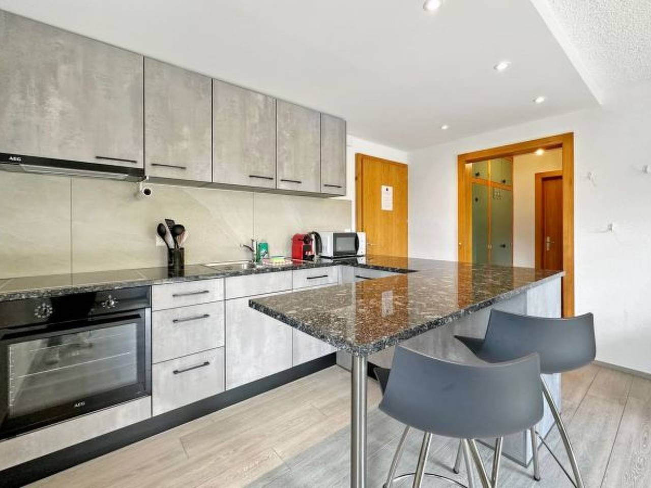 Appartement entier, Appartement de vacances pour 4 personnes avec terrasse in Salins (Sion), Sion