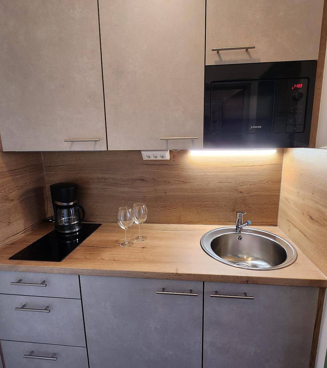 Ferienwohnungen Schiller - Zimmer/Appartement 18 qm in Bad Füssing, Bayerische Golf und Thermenland