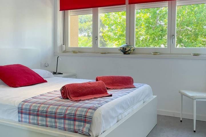 Appartement entier, Appartement moderne piscine et parking par Hostem in Platja de la República (Vilanova i la Geltrú), Vilanova i la Geltrú