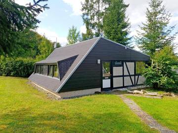 Ferienhaus für 5 Personen, mit Garten und Terrasse sowie Pool in Gerolstein