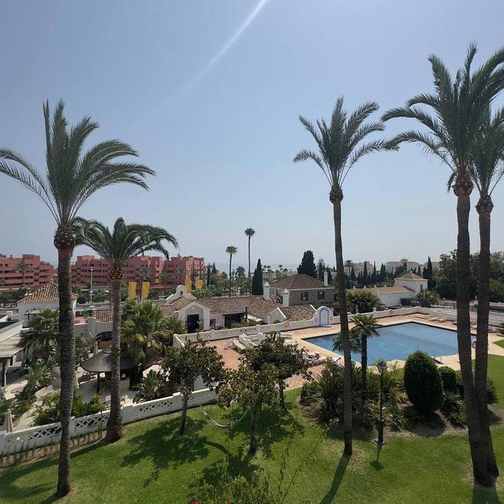 Maison d’hôte pour 2 personnes, avec vue ainsi que piscine et jardin à Estepona - 4
