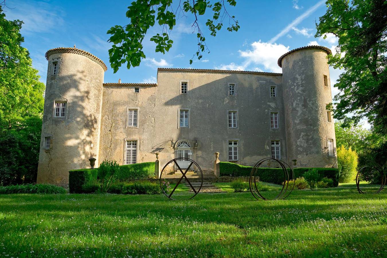 Château pour 29 Personnes dans Plaigne, Aude