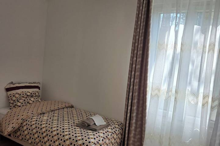 Ganze Wohnung, Sejour eau vive, 3 bedrooms Near metro and créteil village in Créteil, Val-de-Marne