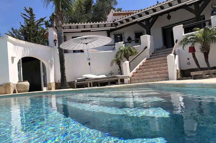 Villa pour 2 personnes, avec jardin, animaux acceptés