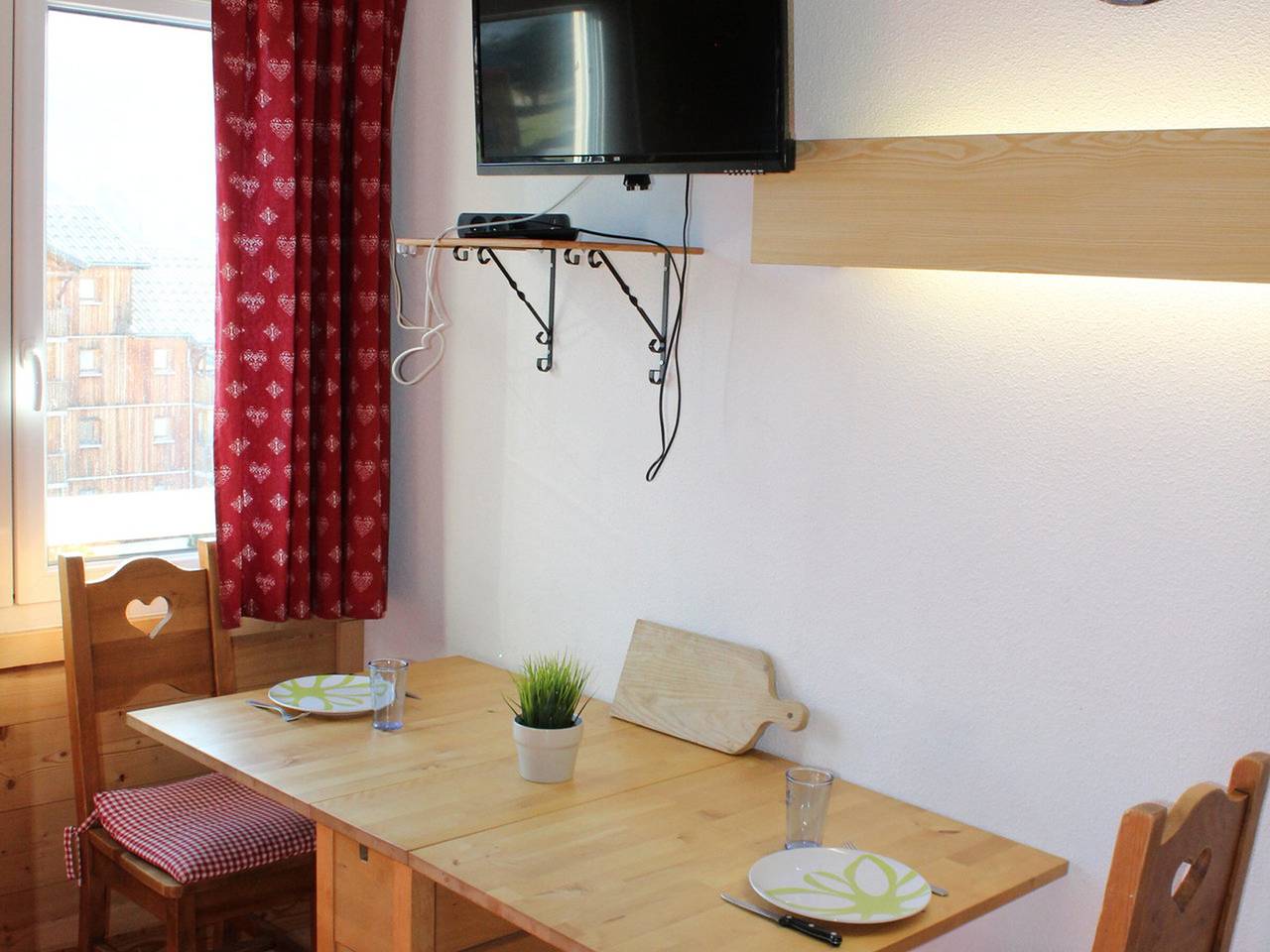 Studio entier, Studio rénové pour 2/3 personnes, pied de pistes, Superdévoluy in Saint-Étienne-en-Dévoluy, Le Dévoluy