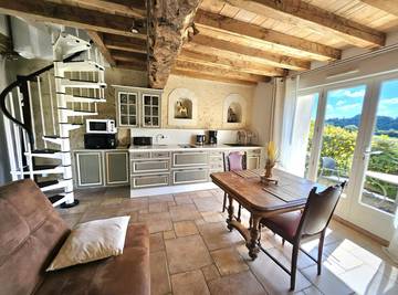 Gîte pour 2 personnes, avec terrasse dans Perche-en-Nocé