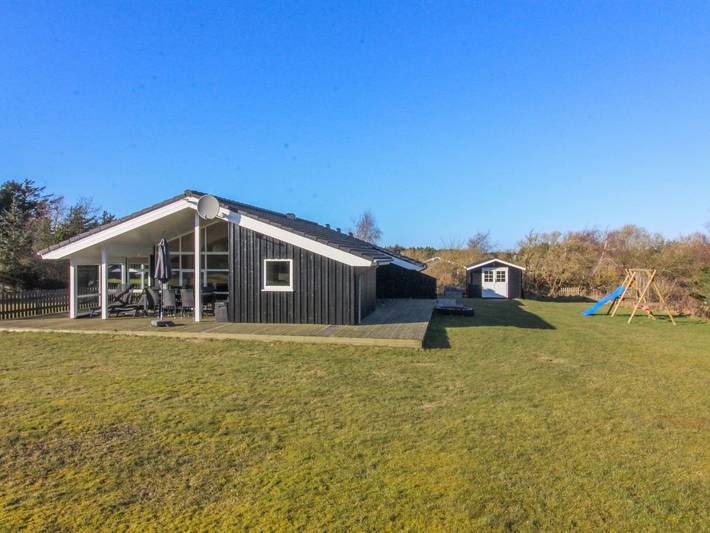 Ferienhaus für 6 Personen, mit Whirlpool und Terrasse sowie Sauna in Grønhøj Strand