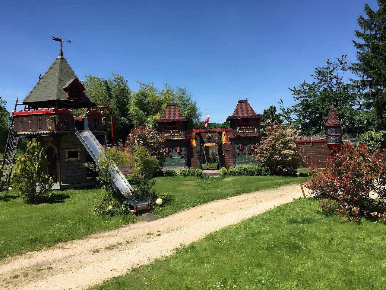 Gîte 4 personnes - La fontaine des Rollands - piscine chauffée - parc d'exception au pied du Vercors in Saint-Vérand, Isère