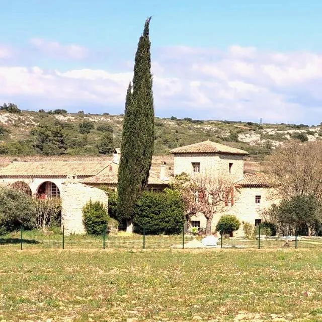 Casa de huéspuedes para 2 personas, con vistas además de piscina y jardín - 1