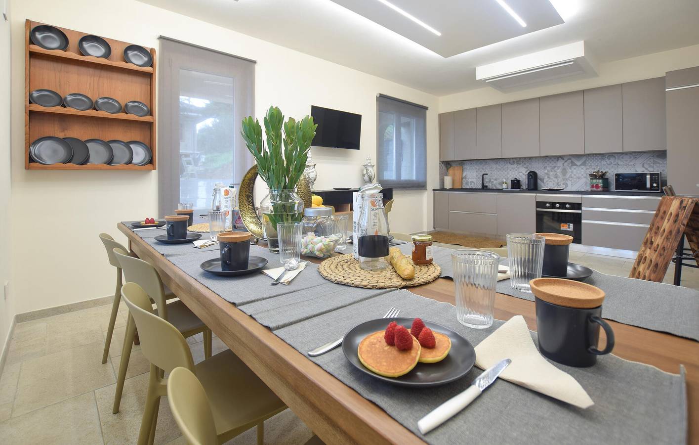 Apartment mit Meerblick, Pool, Garten und Parkplatz in Massarosa, Italienische Riviera