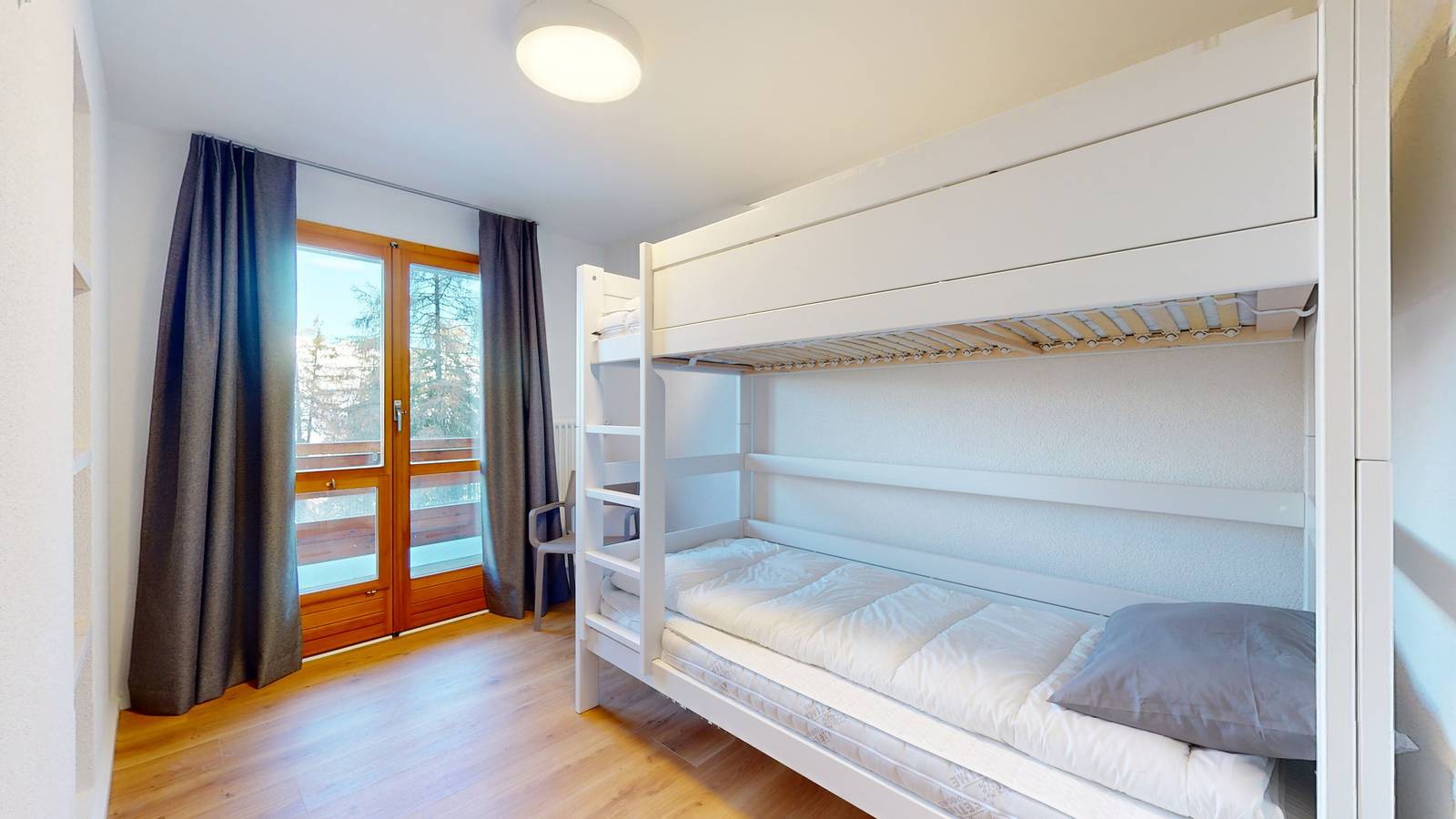 Ganze Ferienwohnung, Chalet de l'Ours Authentic Etage Penthes 14 pers in Les Agettes, Walliser Alpen