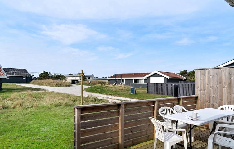 Ferienhaus für 6 Personen, mit Terrasse in Vorupør - 4