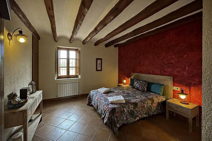 Gîte pour 16 personnes, avec jacuzzi et jardin dans San Martin Sarroca - 2