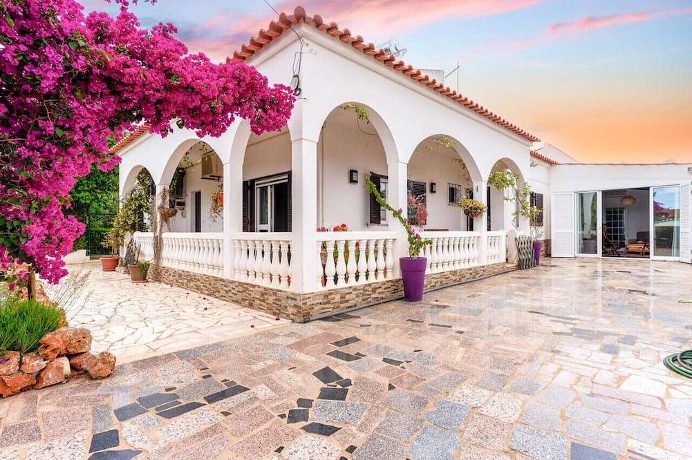 Rustic Retreat in Algoz in Algoz, Faro Distrikt