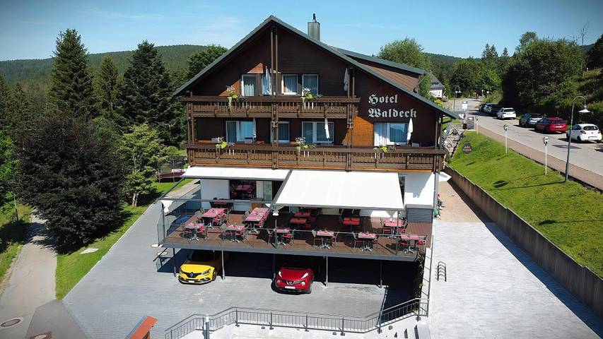 Hotel für 4 Personen, mit Garten und Ausblick in Feldberg