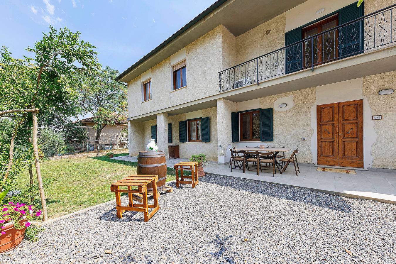 Ganze Wohnung, Apartment 'Terra' mit Gemeinschaftspool, Garten und Wlan in Volterra, Pisa Provinz