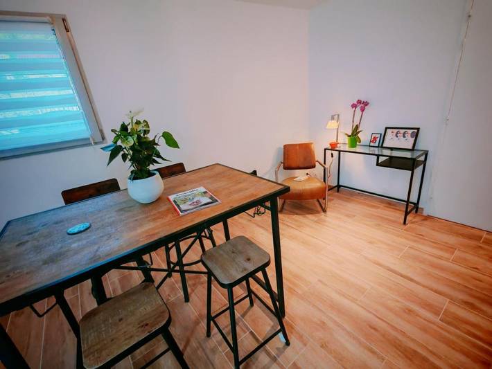 Location de vacances pour 4 personnes, avec terrasse et vue à Montpeyroux (Puy-de-Dôme) - 2