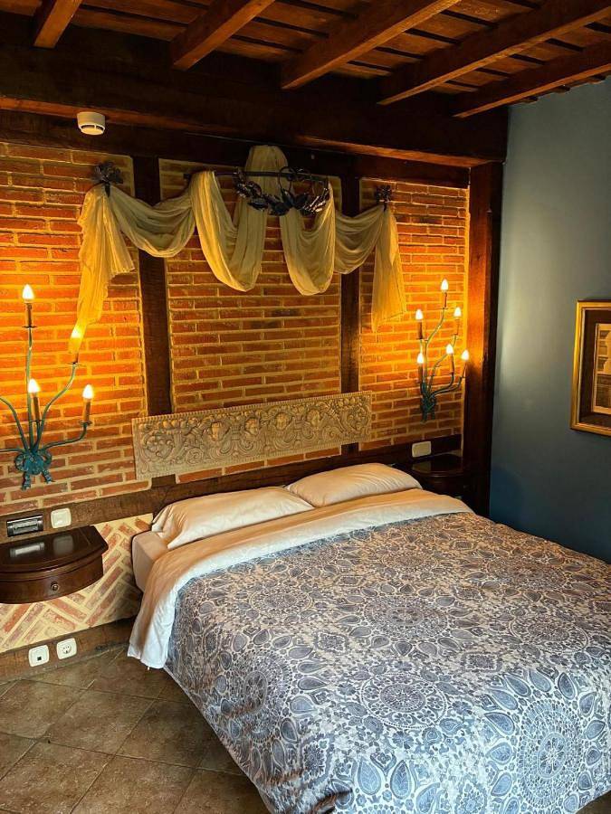 Casa rural para 2 personas, con jardín además de jacuzzi y terraza en La Pernía - 2