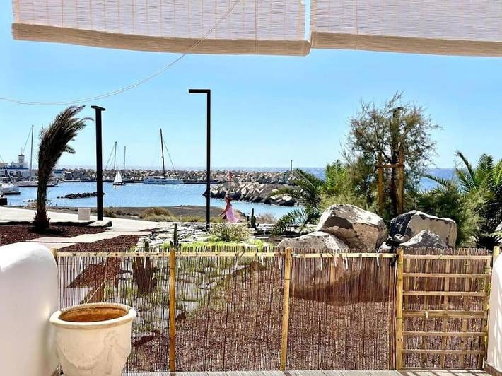 Ferienwohnung für 2 Personen, mit Ausblick und Pool sowie Balkon - 1