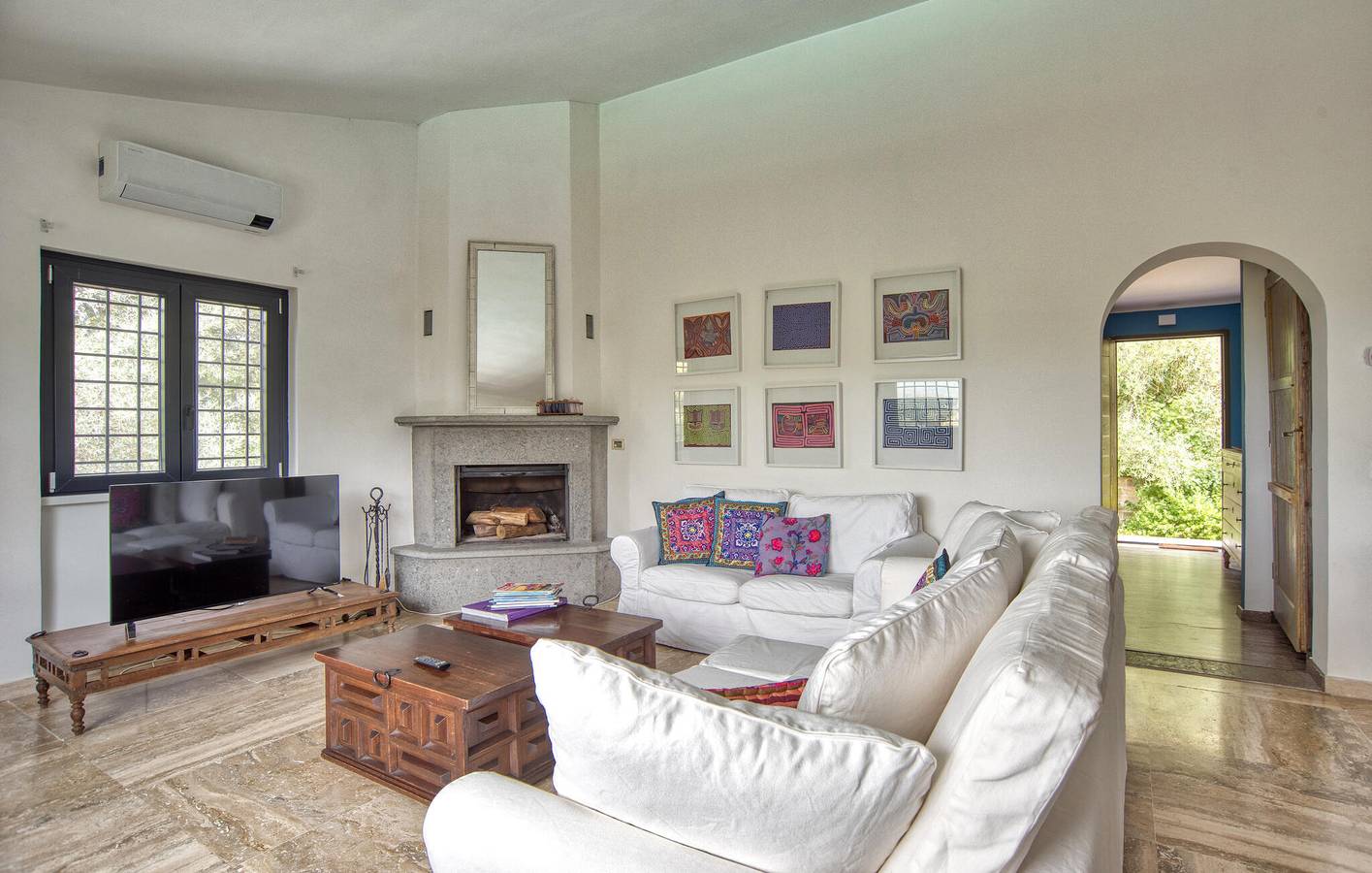 Luxuriöse 2-Zimmer-Wohnung mit WLAN, Klimaanlage, Parkplatz, Terrasse und Küche in Sutri, Viterbo Provinz