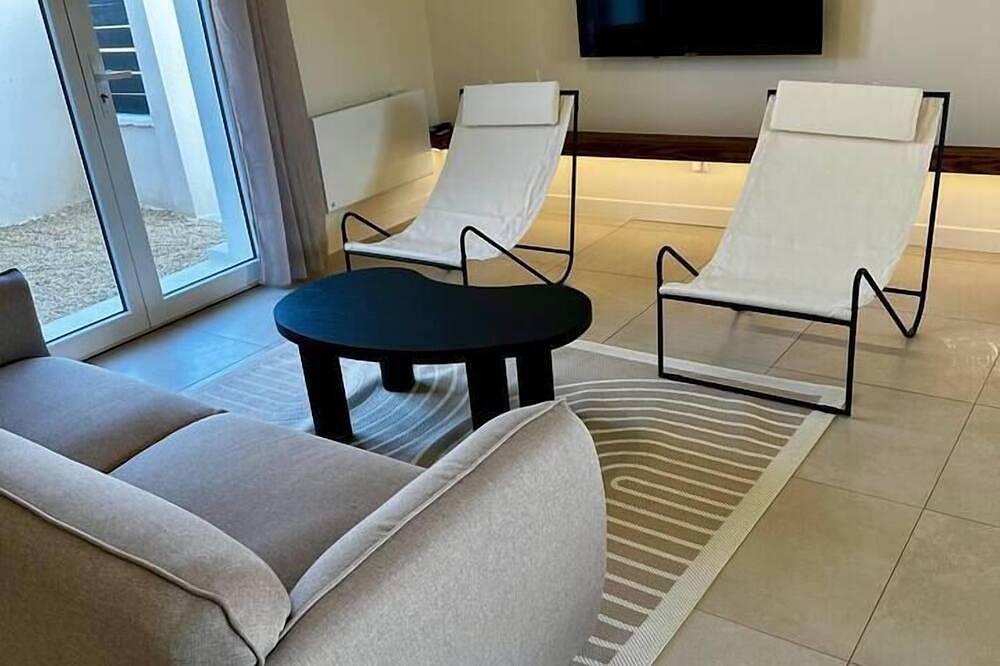 Contemporary house St léonard in Angers, Loire-Tal