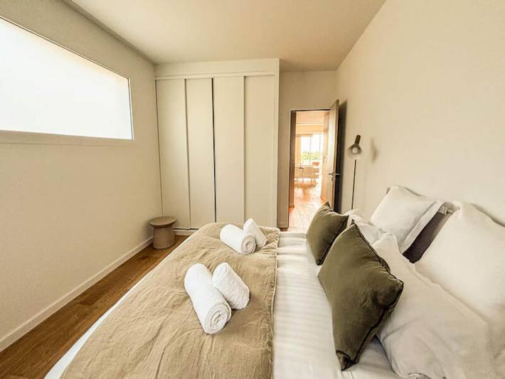 Location de vacances pour 4 personnes, avec piscine et jardin dans Plage Tresmeur - 4