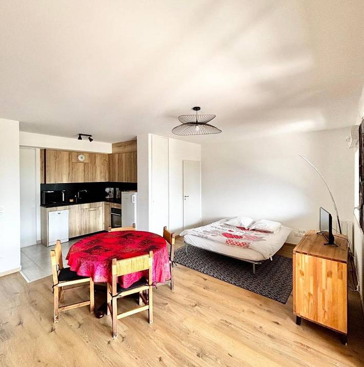 Gîte pour 2 personnes, avec terrasse et vue à Domancy - 3