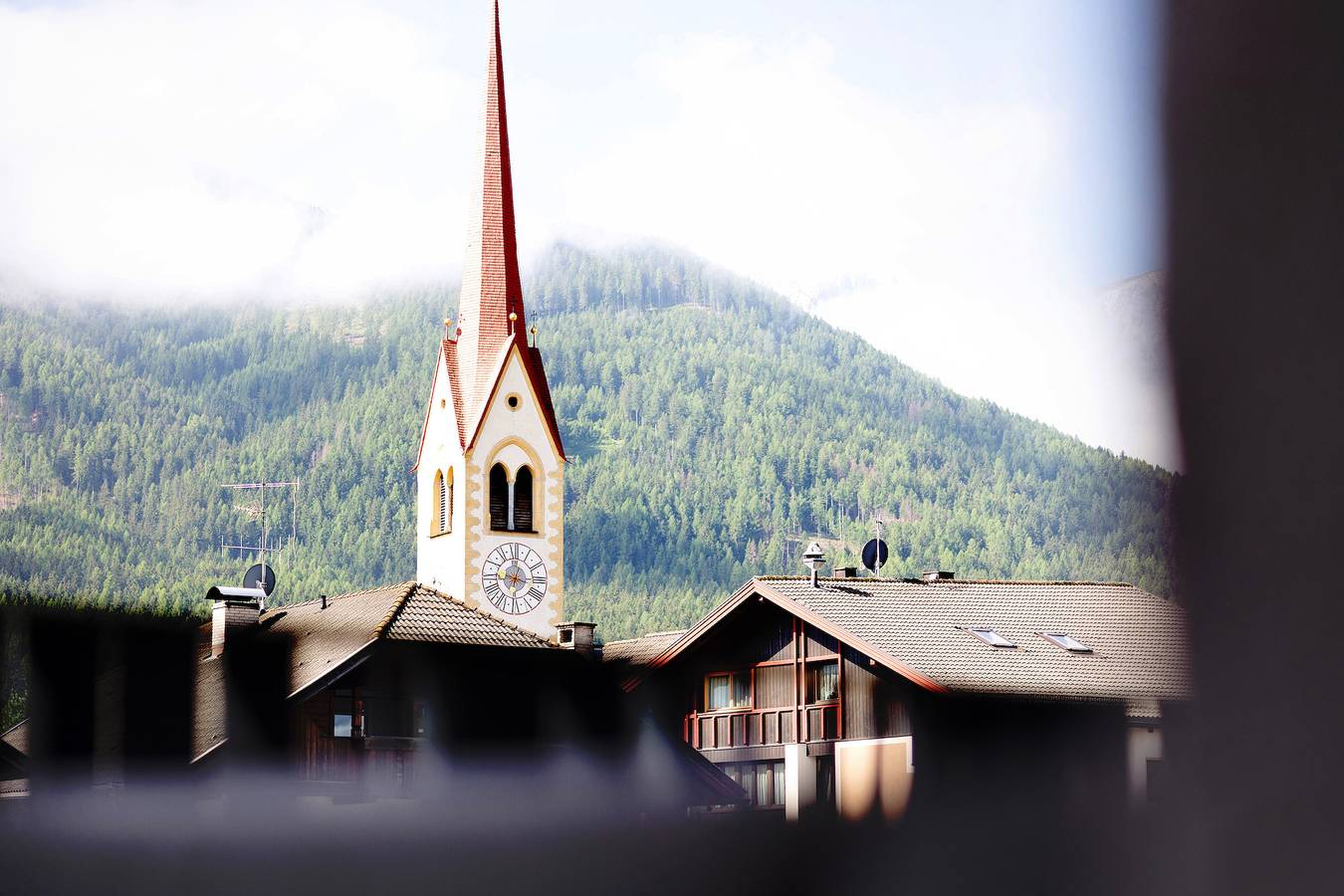 Entire apartment, Apartment "Kriendl Nr 2" with Mountain View, Private Terrace & Wi-Fi in Mitterolang - Valdaora di Mezzo, Olang