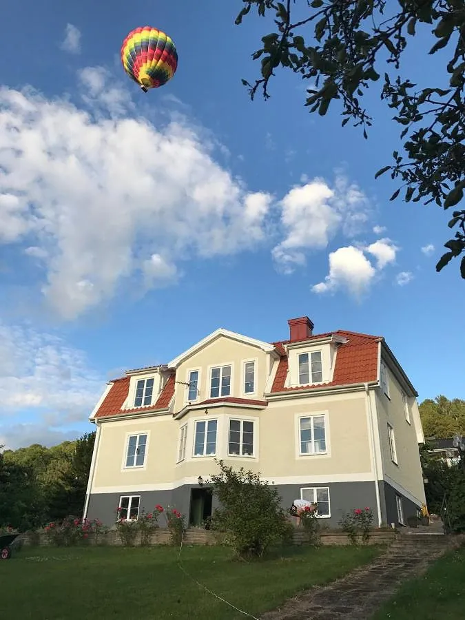 Ferienwohnung für 4 Personen, mit Seeblick und Ausblick sowie Terrasse - 1