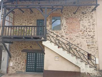 Maison d’hôte pour 3 personnes, avec terrasse à Livinhac-le-Haut