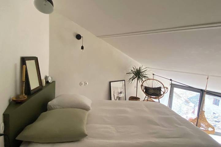 Le Petit Château is a village house in the charming village of Goult. in Goult, Parque natural regional del Luberon