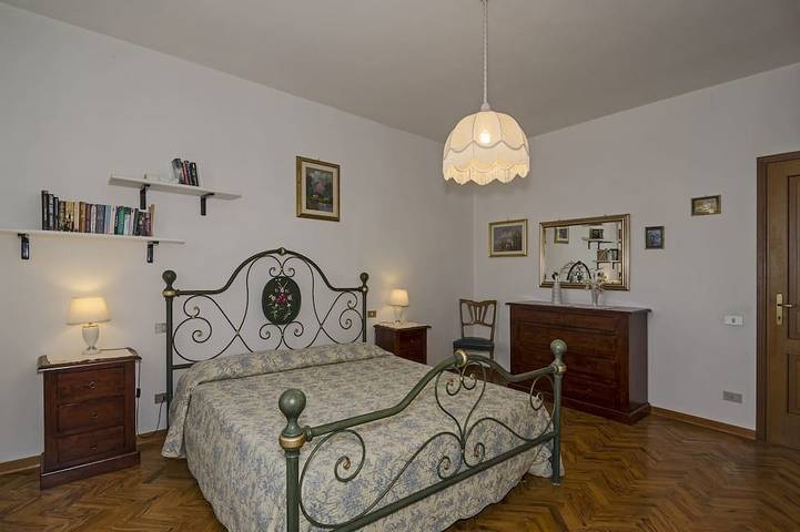 Appartamento intero, Meriggio apartment, Charming Farmhouse Private Pool and Private Outside Area in Terricciola, Pisa e dintorni