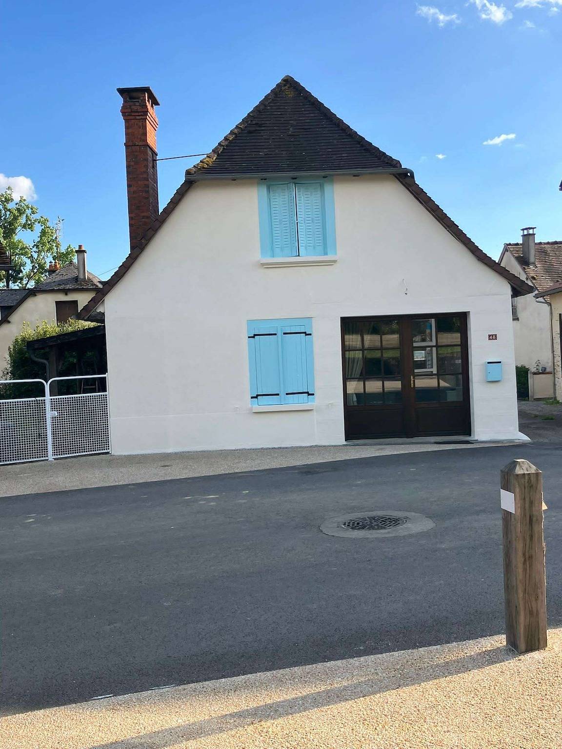 Gîte pour 4 personnes avec terrasse in Saint-Cyr-les-Champagnes, Périgord Vert