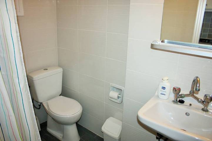 Gîte pour 2 personnes, avec jardin dans Píso Livádi - 3