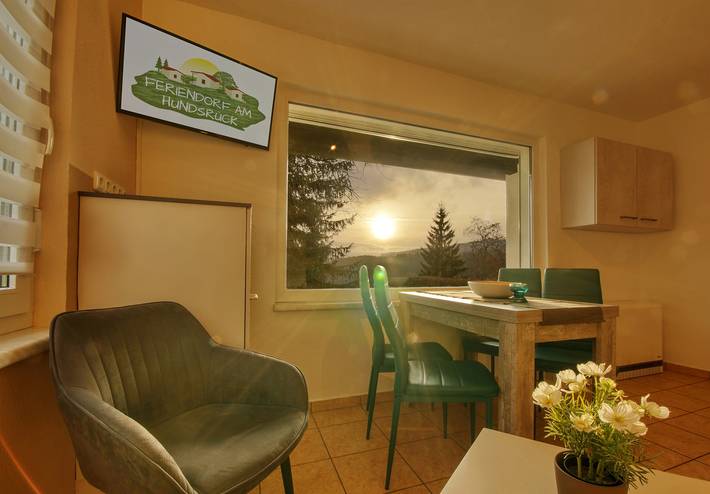 Bungalow für 4 Personen, mit Garten und Terrasse sowie Ausblick im Thüringer Wald - 4