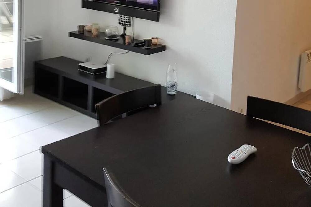 Appartement entier, Appartement standing  au calme pour 6 personnes, idéal pour visiter Paris in Gagny, Seine-Saint-Denis