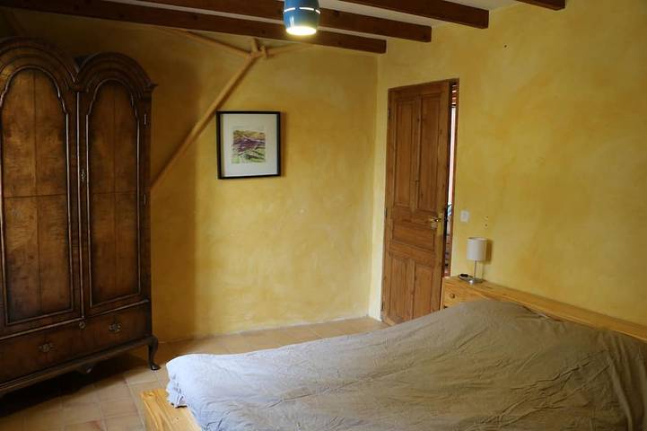 Location de vacances pour 7 personnes, avec jardin et terrasse à Lussan - 3