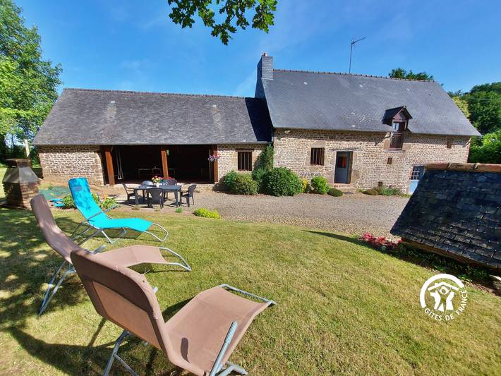 Gîte pour 7 personnes, avec Terrasse et Jardin