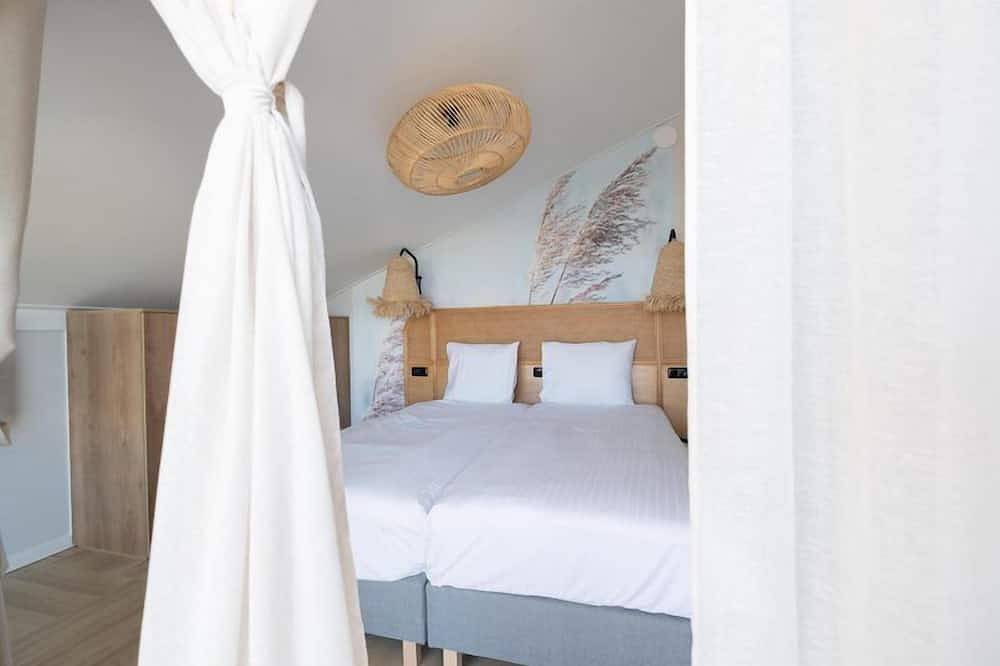 Geheel appartement, Ruim 6-persoons appartement met sauna, ligbad en uitzicht op het Ijsselmeer. Perfect voor families of vriendengroepen aan het water. in Workum, IJsselmeer