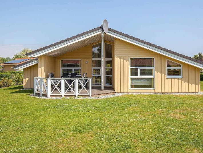 Ferienhaus für 12 Personen, mit Garten und Terrasse, kinderfreundlich in Grömitz - 3