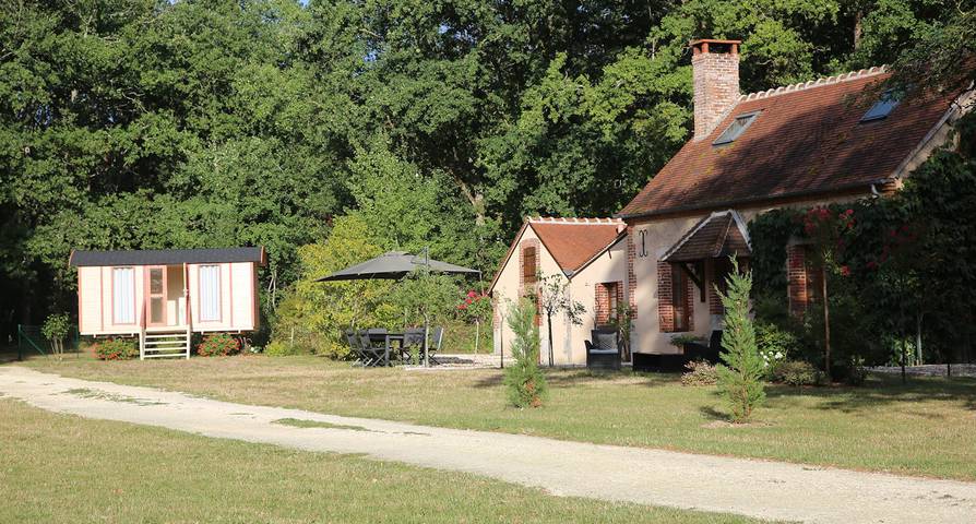 Maison de pêcheur pour 4 personnes, avec jardin ainsi que terrasse et vue sur le lac, animaux acceptés dans Loiret - 2