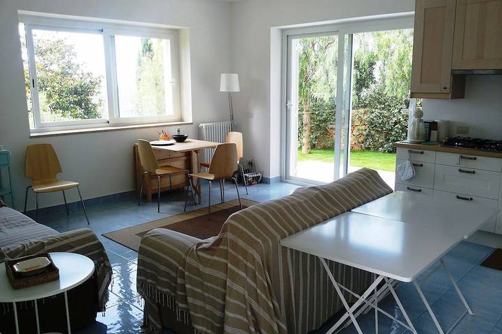 Villa avec piscine privée et vue sur la mer, Situation calme, à 10 minutes de la plage in Itri, Province de Latina