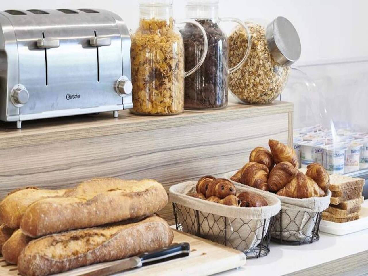 Entire apartment, Studio 2 people in Jonzac, Jonzac region