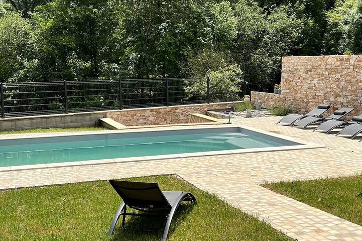 Gîte pour 15 personnes, avec balcon à Anhaux