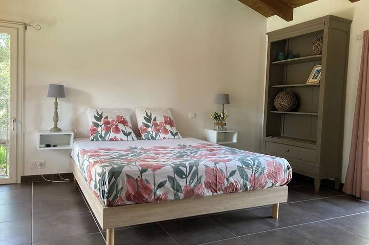Belle Villa Avec Piscine Privée A Porto Vecchio in Porto-Vecchio, Sartène und Umgebung