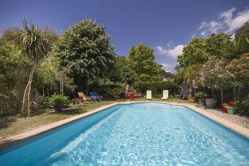 Villa pour 4 personnes, avec jardin ainsi que piscine et balcon à la La Ciotat