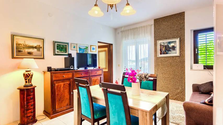 Gîte pour 6 personnes, avec terrasse, animaux acceptés à Rogoznica - 3