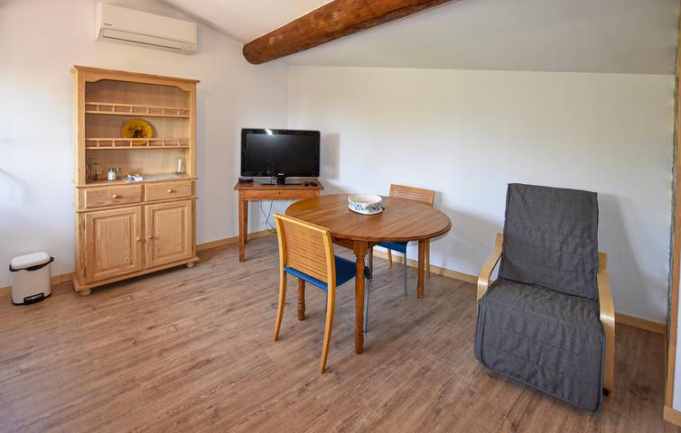 Ferienhaus für 2 Personen, mit Ausblick und Garten sowie Terrasse in Provence-Alpes-Côte d'Azur - 4